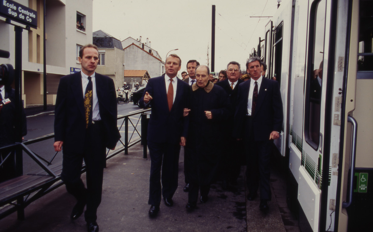 La visite de François Mitterrand, président de la République, à Nantes le 25 janvier 1994