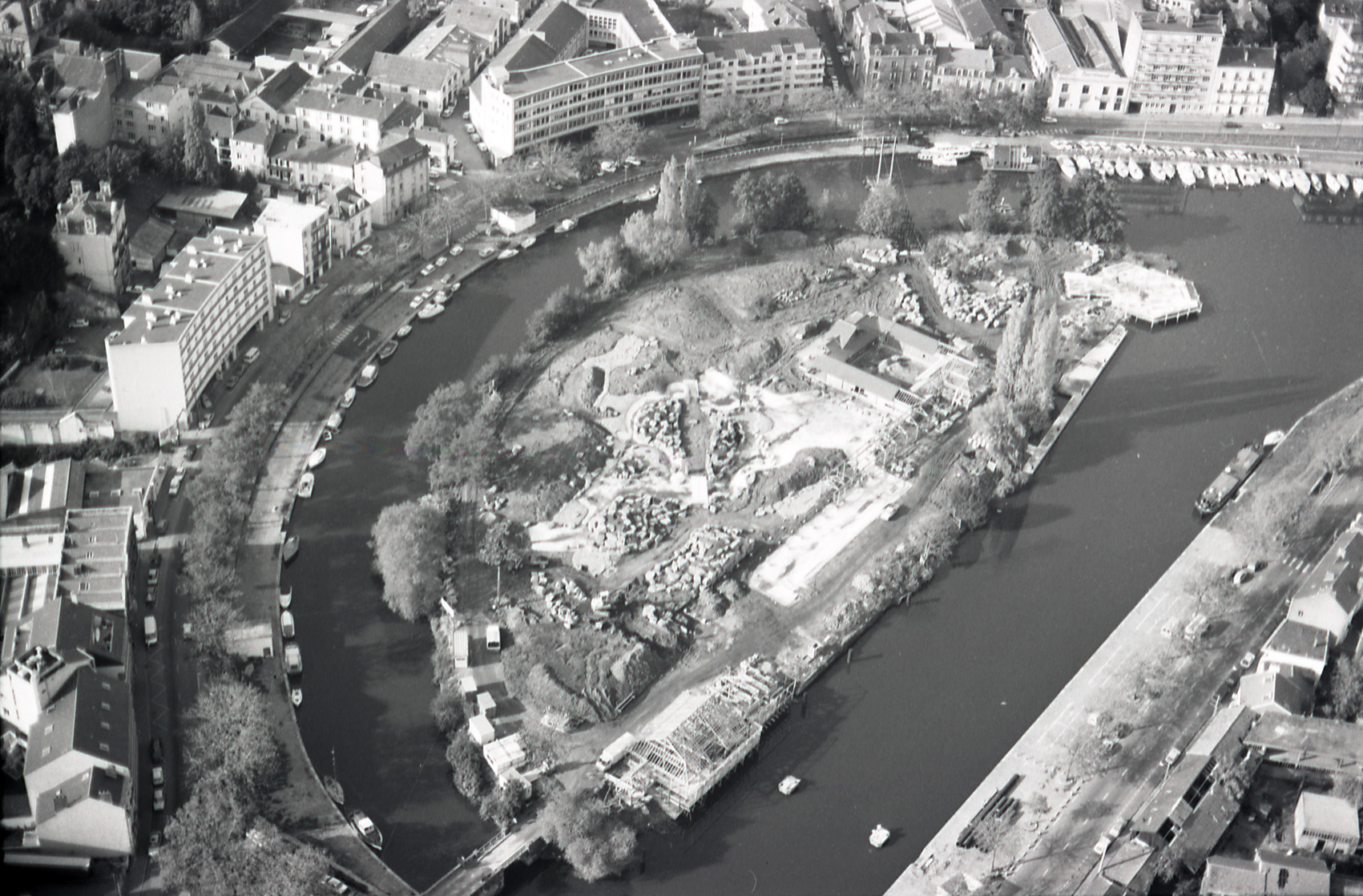 Rallye dans le quartier de l'île de Versailles