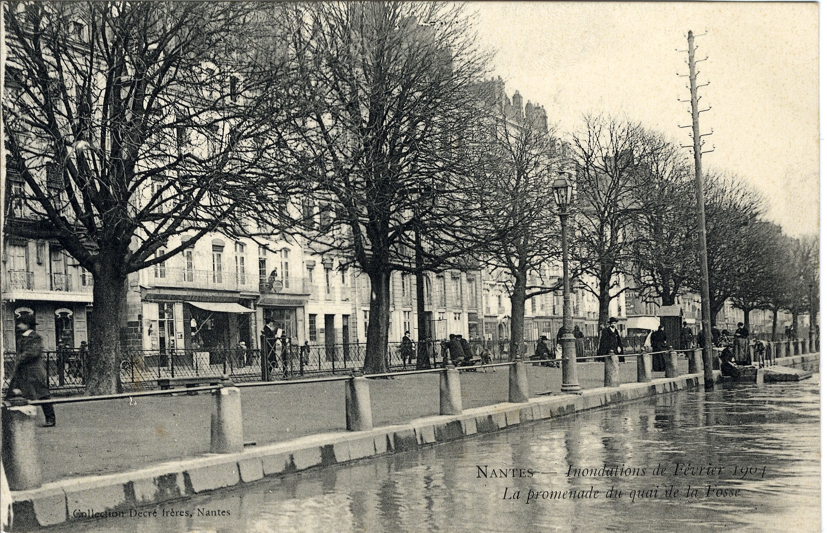La promenade du quai de la Fosse (9Fi1550)