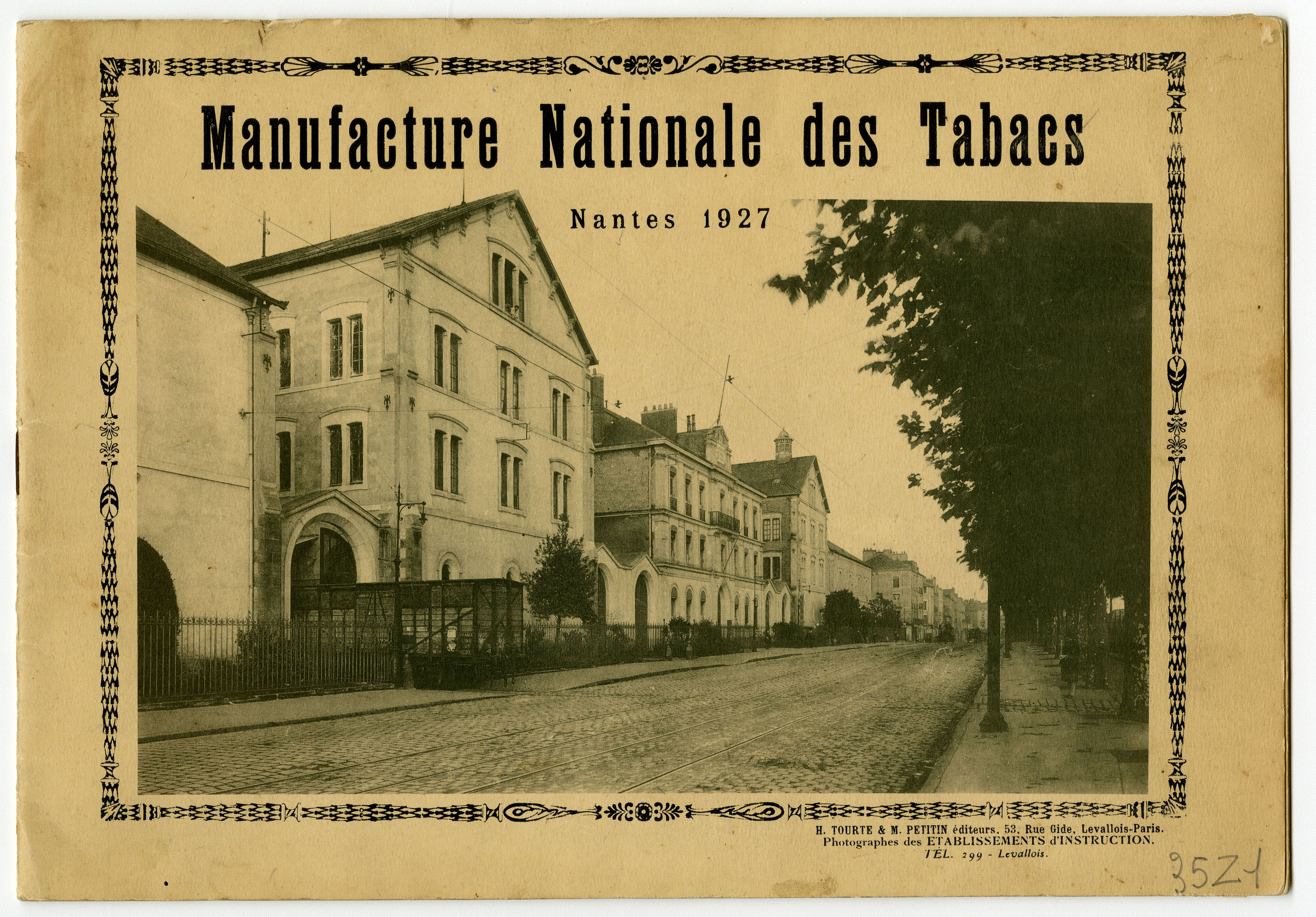 Page de la brochure présentant la manufacture nationale des tabacs de Nantes en 1927 (35Z1)