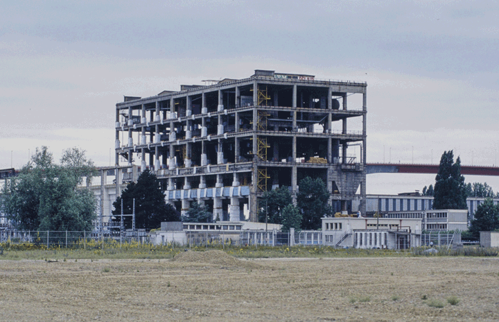 Fichier GIF créé par les Archives de Nantes à partir des images 17Fi12103 à 12122. Photographe : Régis Routier.