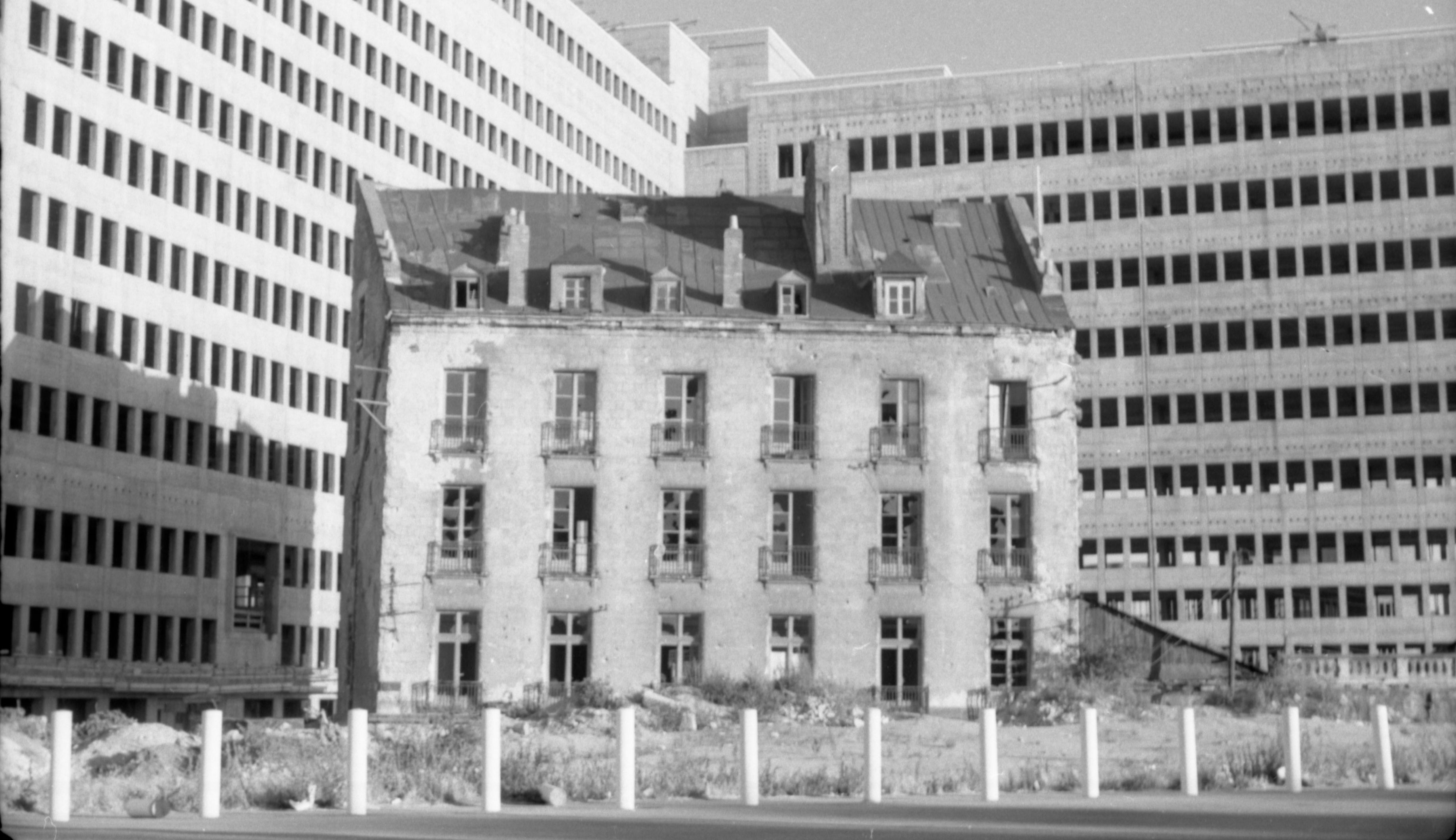 Document du mois – Vue sur chantier : le n°8 quai de l’Hôpital et la reconstruction de l’Hôtel-Dieu 