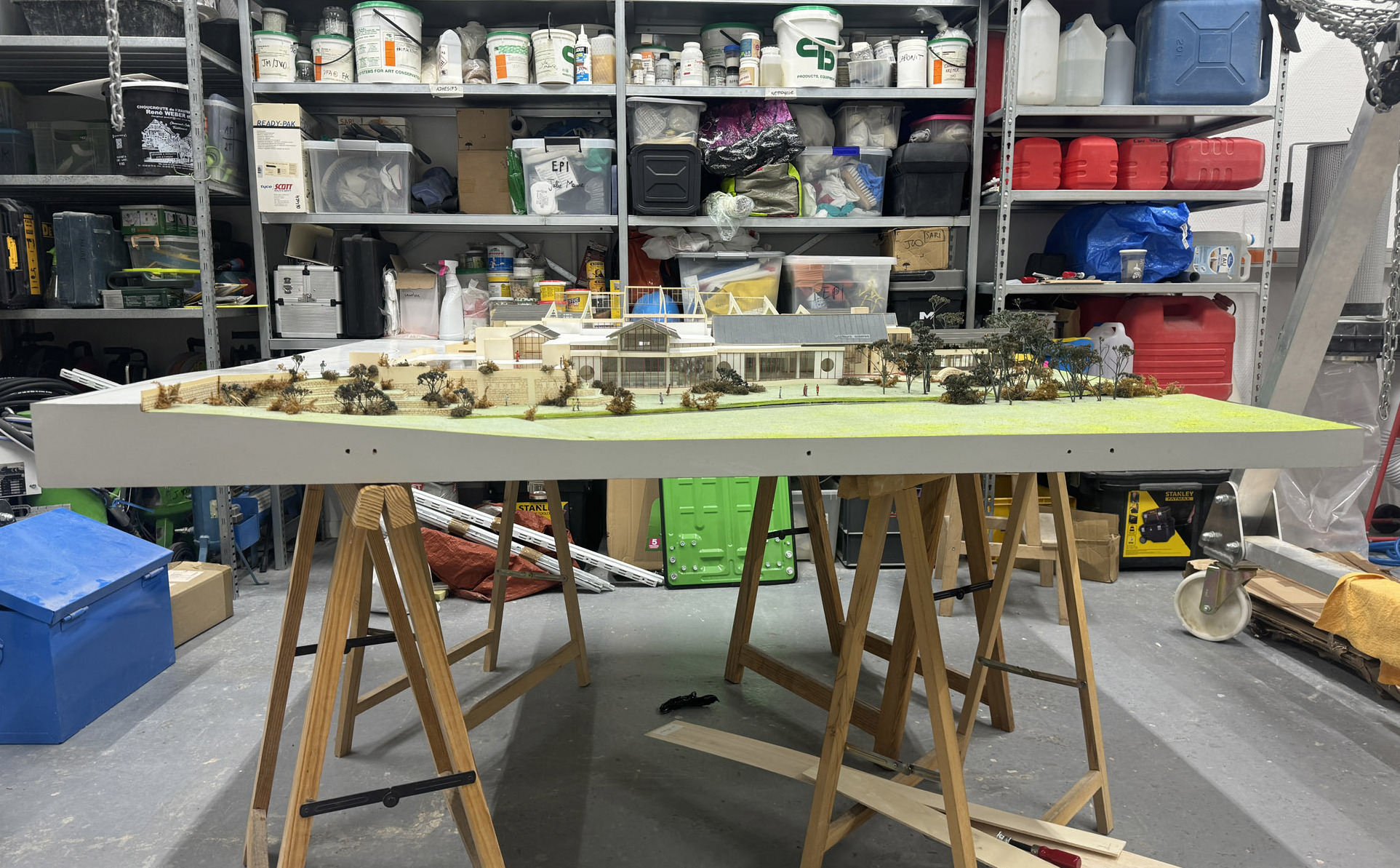 Retour de restauration : la maquette du complexe sportif du Petit-Port